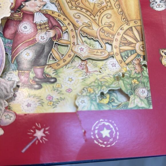 Cinderella & Snow White Step Inside -Magic 3-Dimensional Fairy-Tale Worl… - Picture 9 of 10